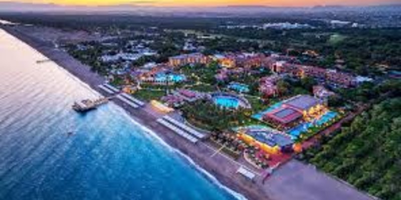 220 Yeni Otel Yapılıyor